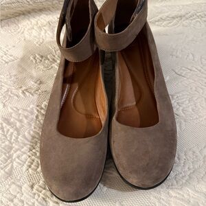 Clarks Claribel Fame Wedge Pump Taupe Women's Sz 9.5